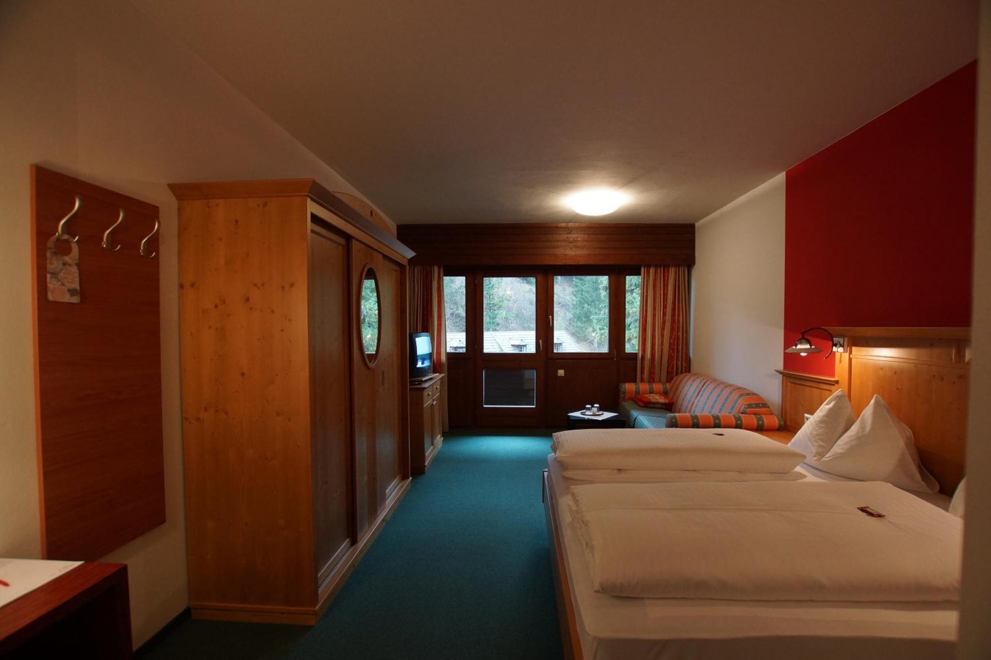 Hotel Neuwirt Mauterndorf  Pokoj fotografie